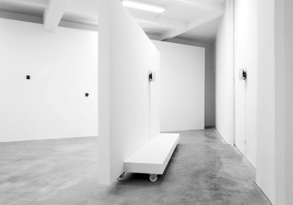 Jacek Doroszenko - Sound installation - Exhibition - Fait Gallery 01