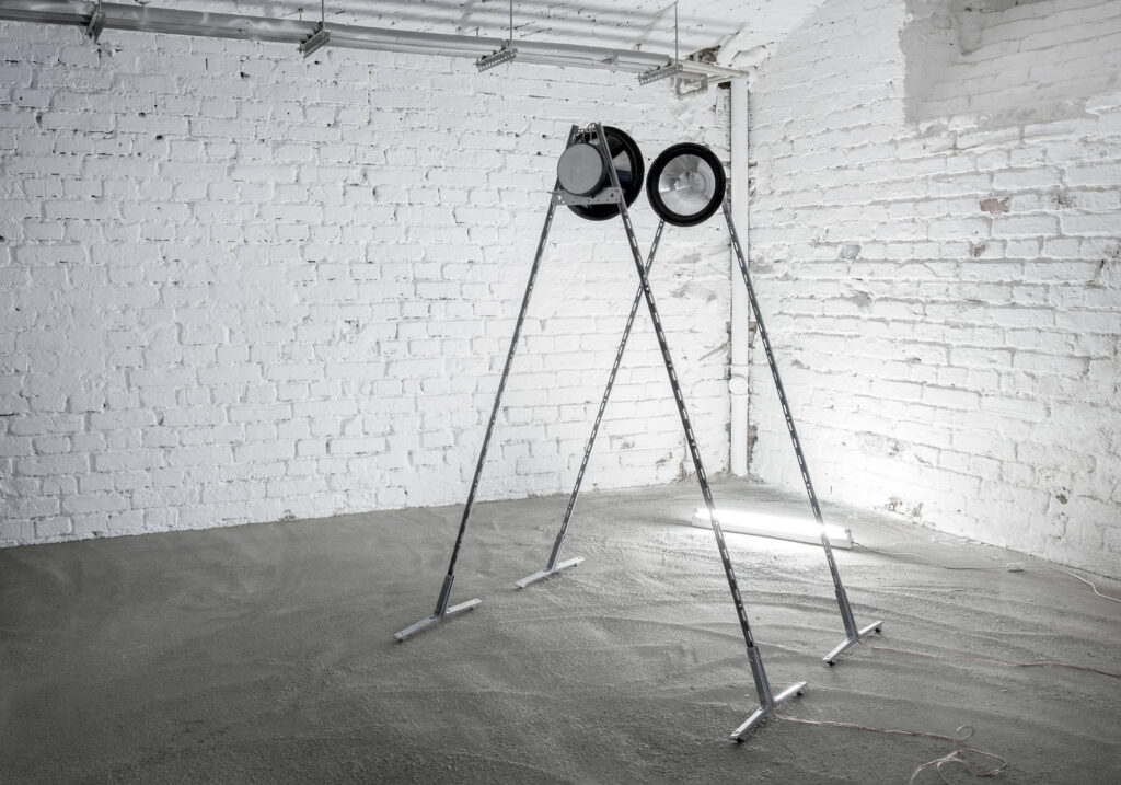 Jacek Doroszenko - sound installation, Warsaw Gallery Weekend 01