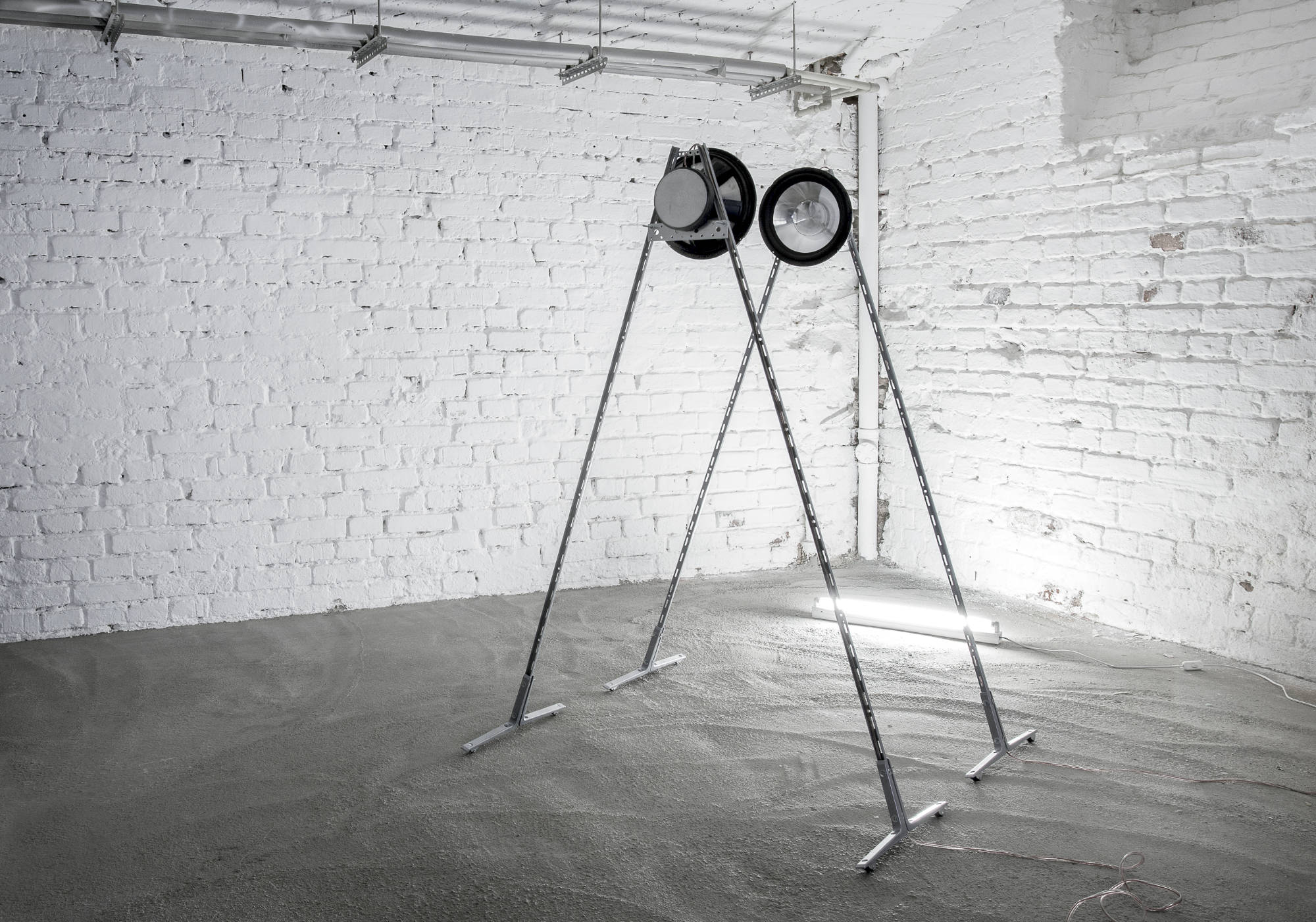 Jacek Doroszenko - sound installation, Warsaw Gallery Weekend 01