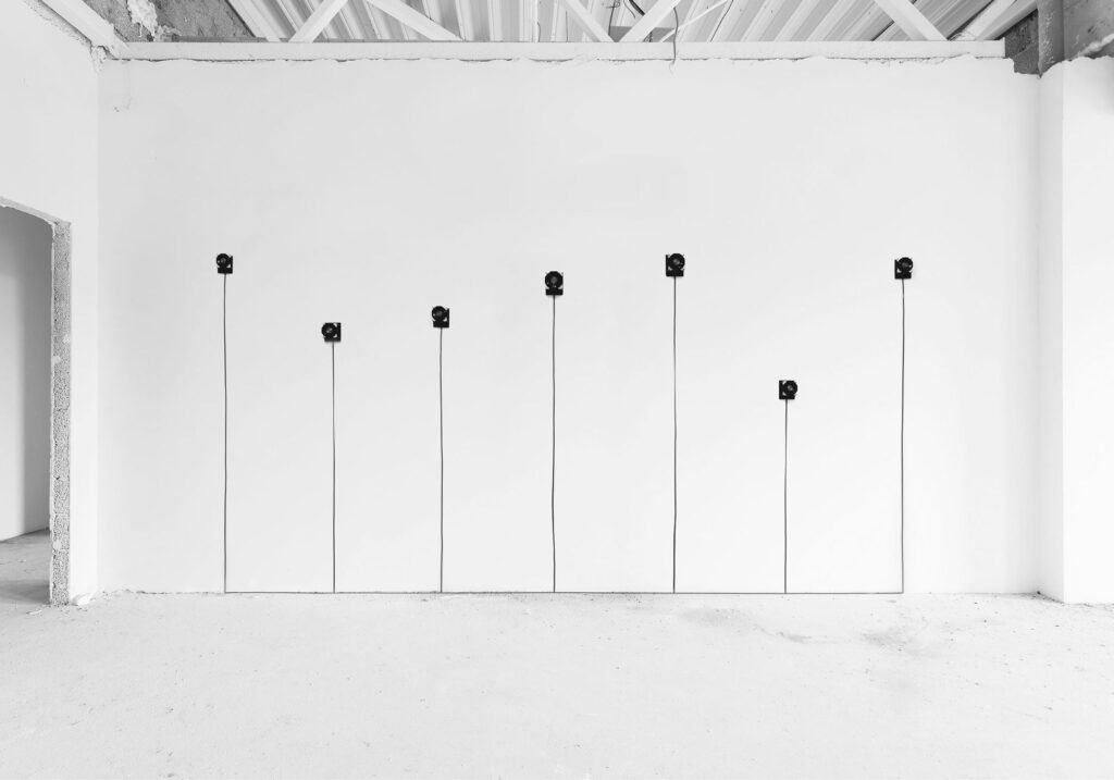 Jacek Doroszenko - Silent Souvenirs - Sound installation - Gallery 01