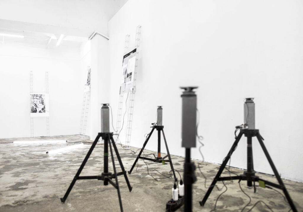 Jacek Doroszenko - Sound installation - Exhibition - Soundreaming - Prague 01