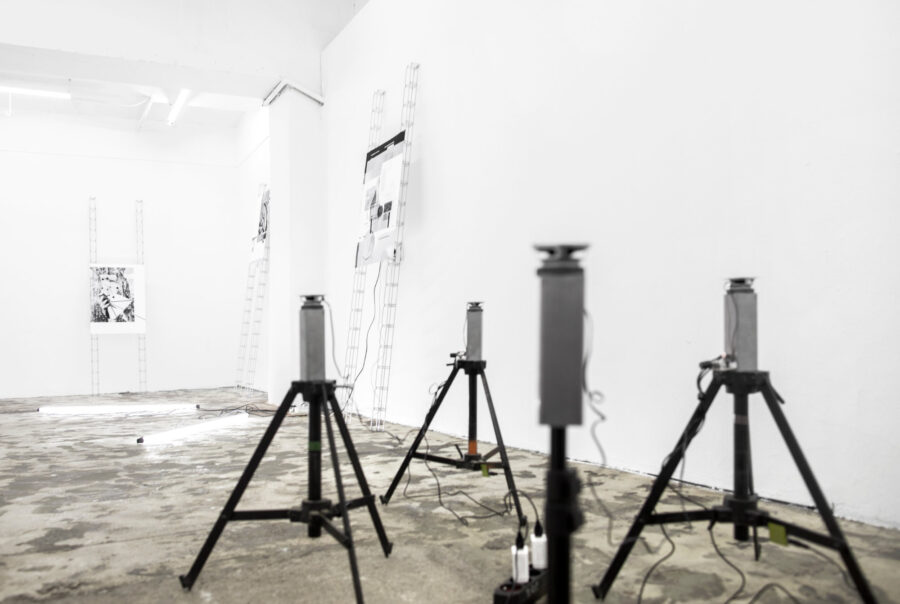 Jacek Doroszenko - Sound installation - Exhibition - Soundreaming - Prague 01