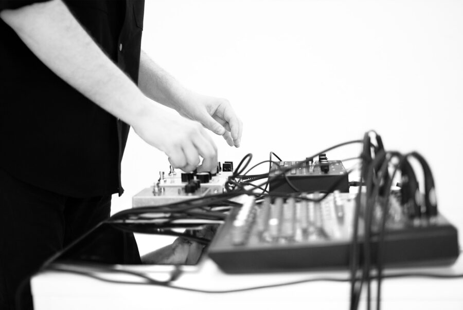 Jacek Doroszenko – live at Propaganda gallery, Warszawa