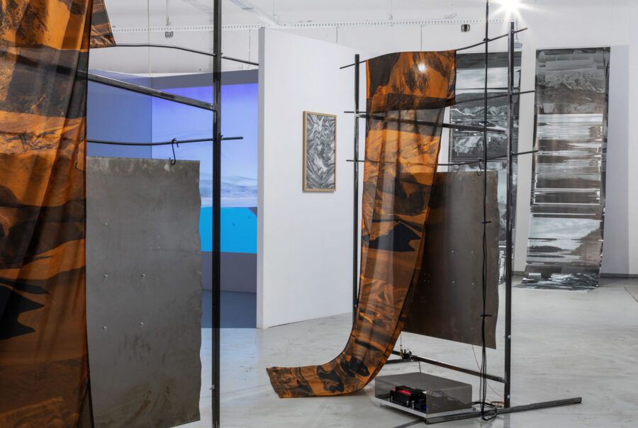 Ewa Doroszenko Jacek Doroszenko – Niemozliwy horyzont | Impossible Horizon – Instytut Fotografii Fort IFF, Warszawa, 2024, widok wystawy 20